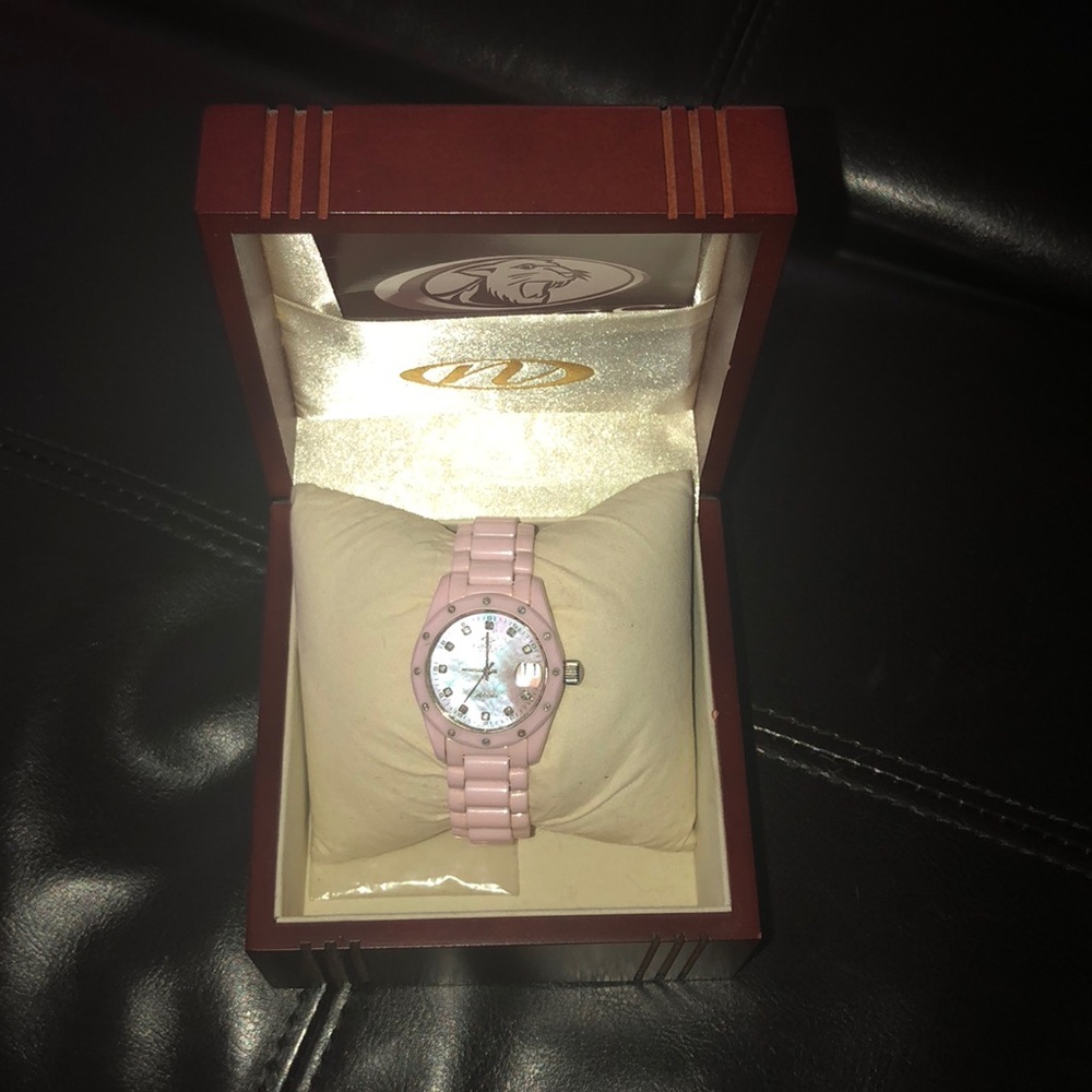 Oniss Paris pink ceramic and Diamond watch